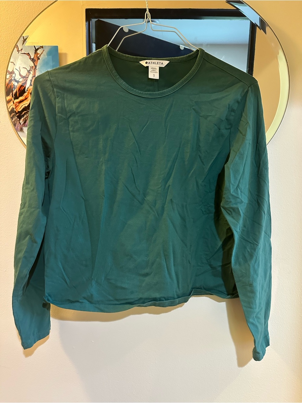 Athleta Women’s Small Green Long Sleeve Athletic Top